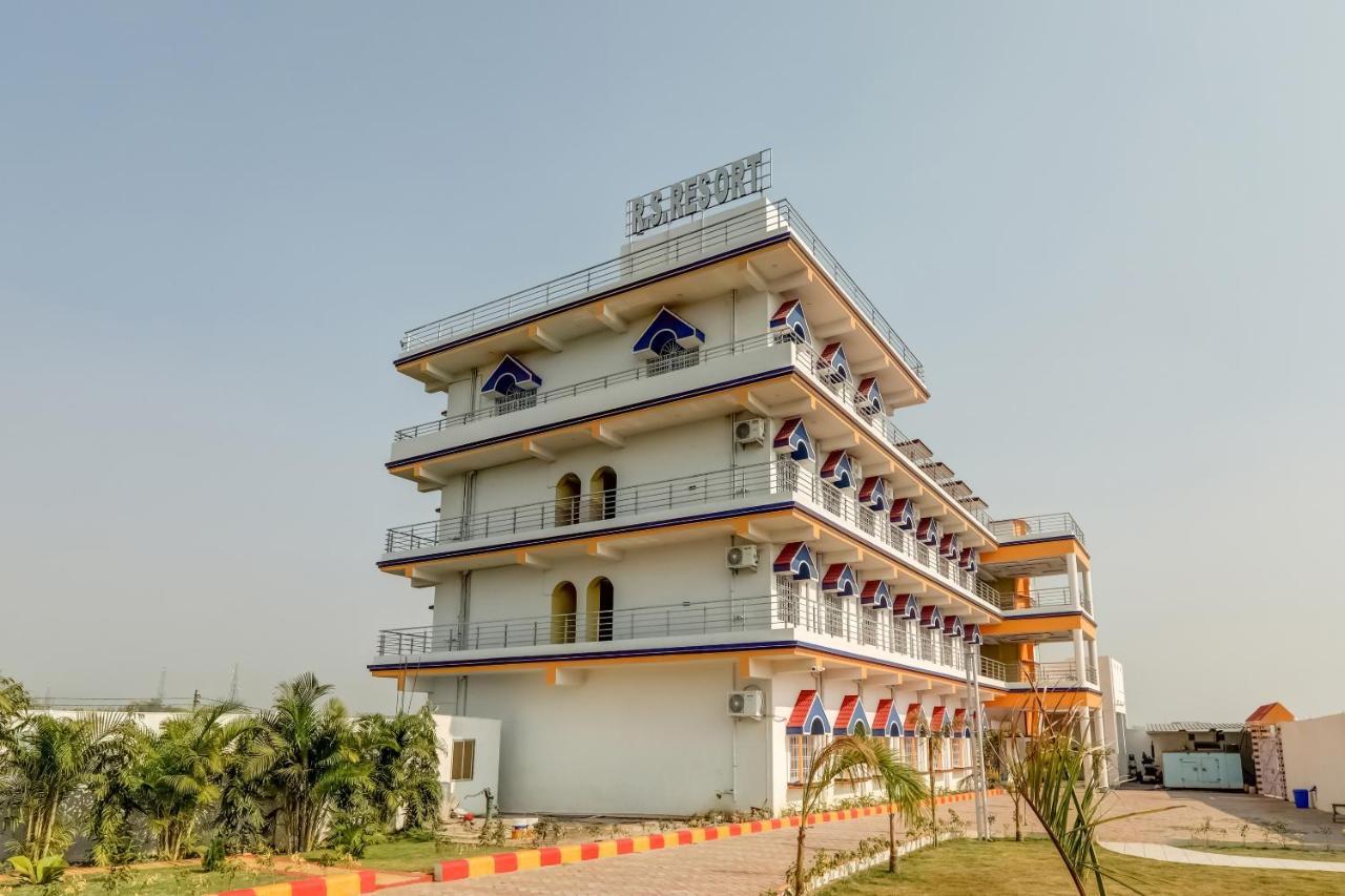 Flagship Rs Resort Dhanbad Ngoại thất bức ảnh