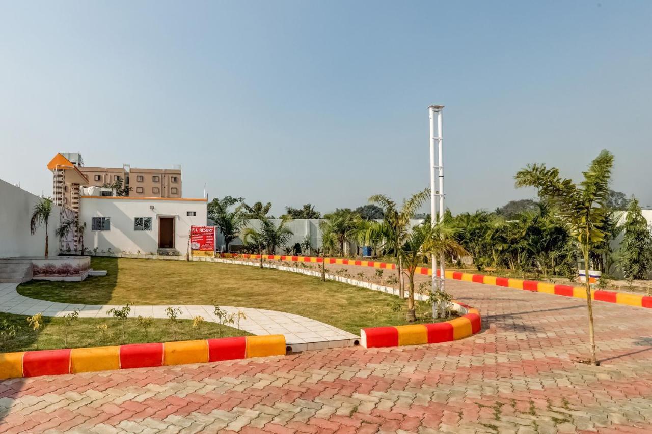 Flagship Rs Resort Dhanbad Ngoại thất bức ảnh